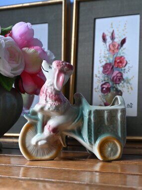 Stunning VTG Pink Poodle Tricycle Cart Planter #712 USA Shawnee Pottery Dog Love